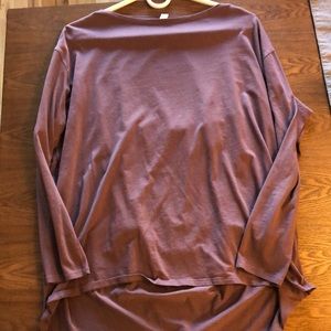 Lululemon women’s top size 8 color mauve